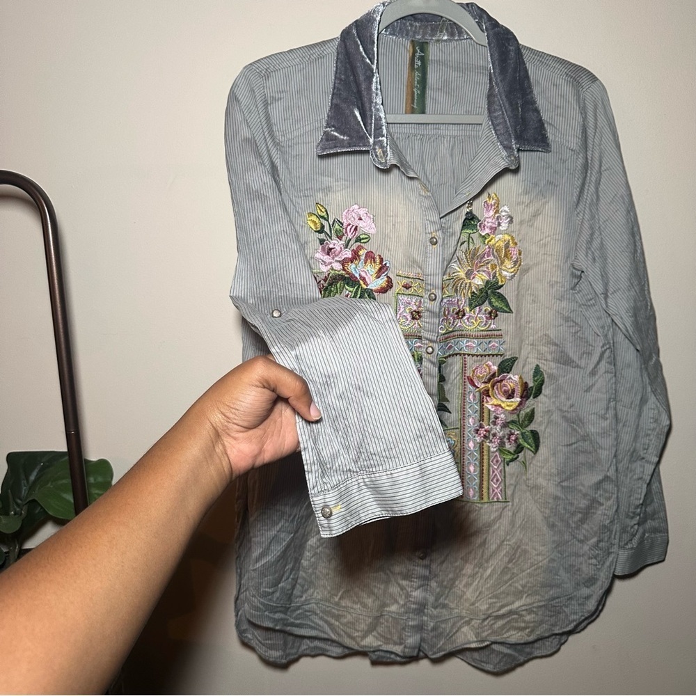 Aratta Silent Journey Striped Floral Embroidered Button Down Top Bundle Size S-M - Picture 11 of 16